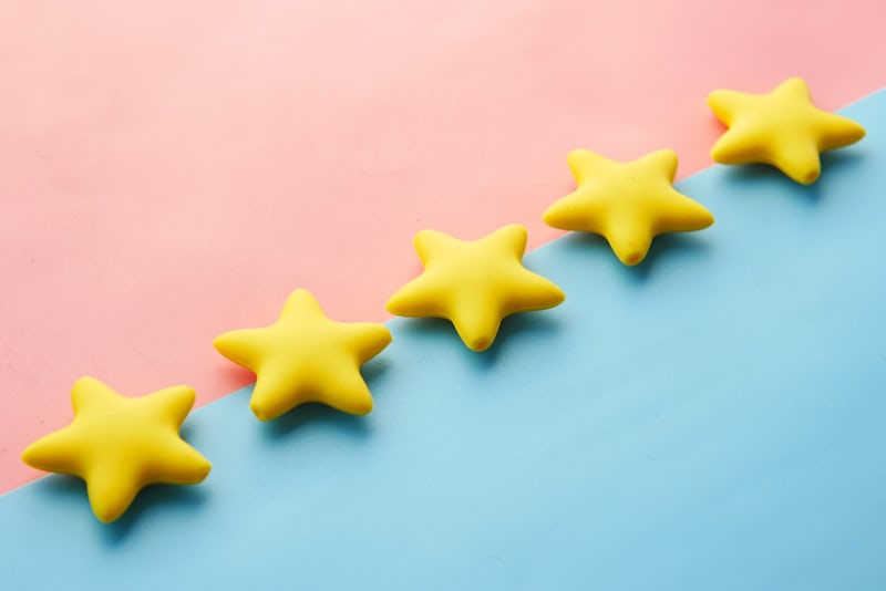 Customer leaving review