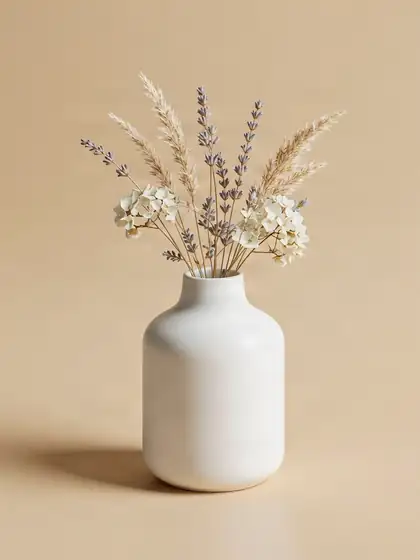 Vase product shot